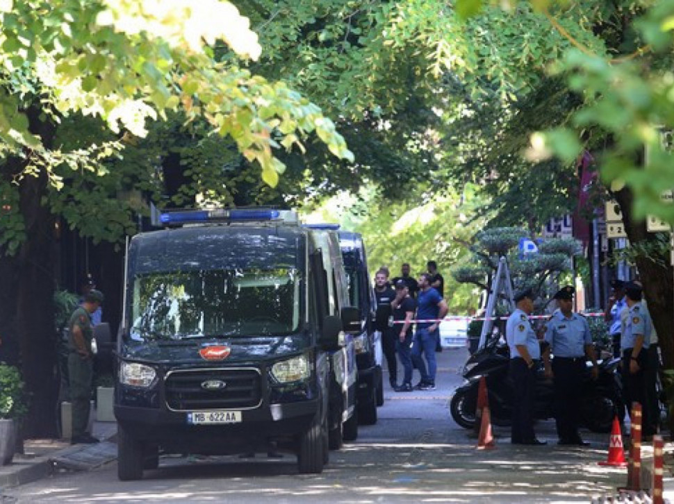 ХАОС У ТИРАНИ: Албански специјалци ушли у иранску амбасаду