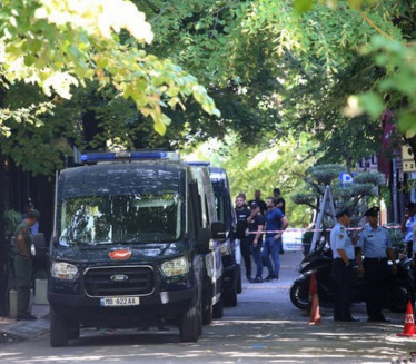 HAOS U TIRANI: Albanski specijalci ušli u iransku ambasadu