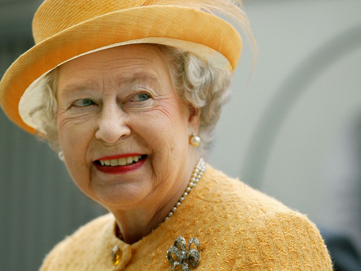 MNOGI NE ZNAJU ODGOVOR: Kako se prezivala kraljica Elizabeta?