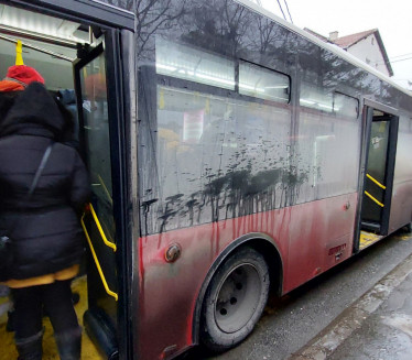 Београђанке упозоравају на ОПАСНОСТ у градском превозу