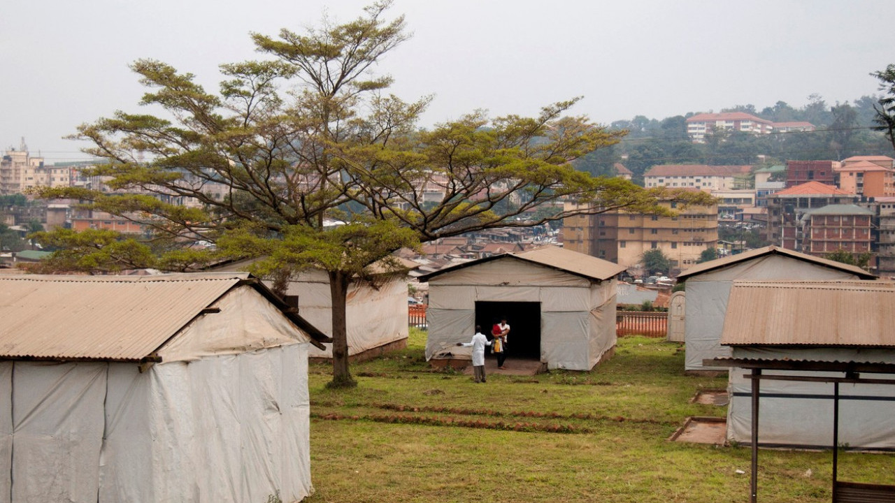 СВЕ ЗАСТУПЉЕНИЈА: Ширење еболе, преко 100 заражених