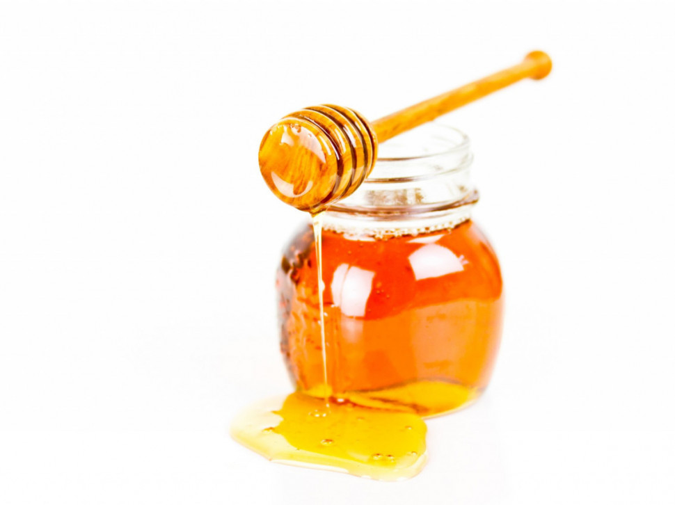 МИТ ИЛИ ИСТИНА: Треба ли мед јести само дрвеном кашиком?