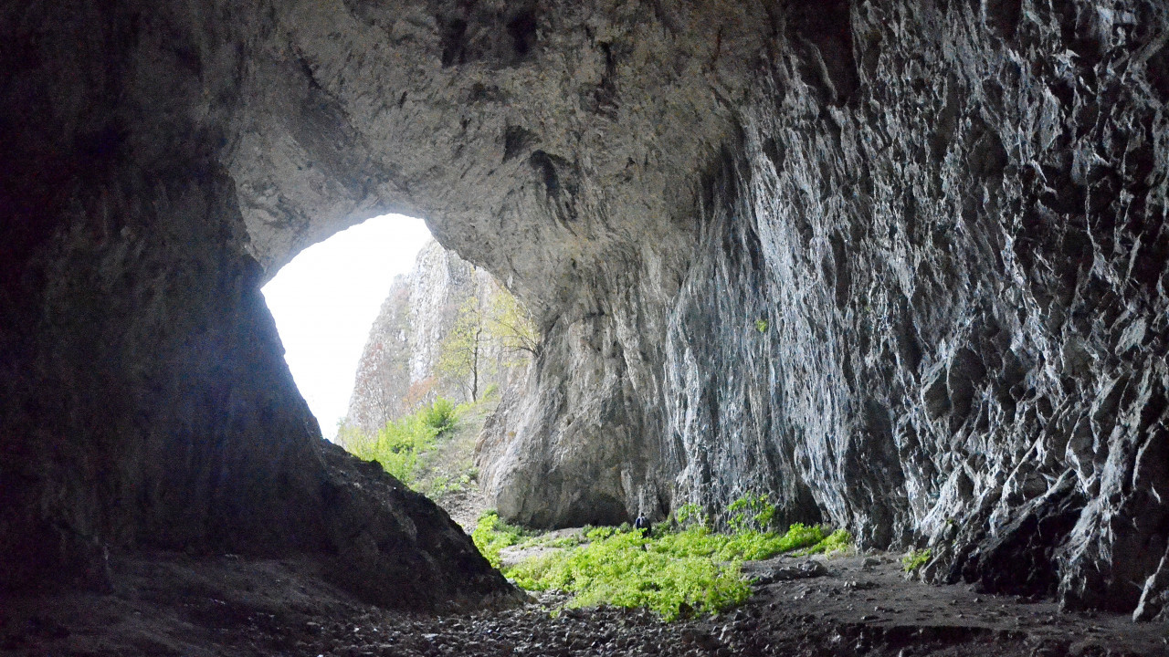 ВЕЛИКО ОТКРИЋЕ У СРБИЈИ: Највећа пећинска гробница у Европи