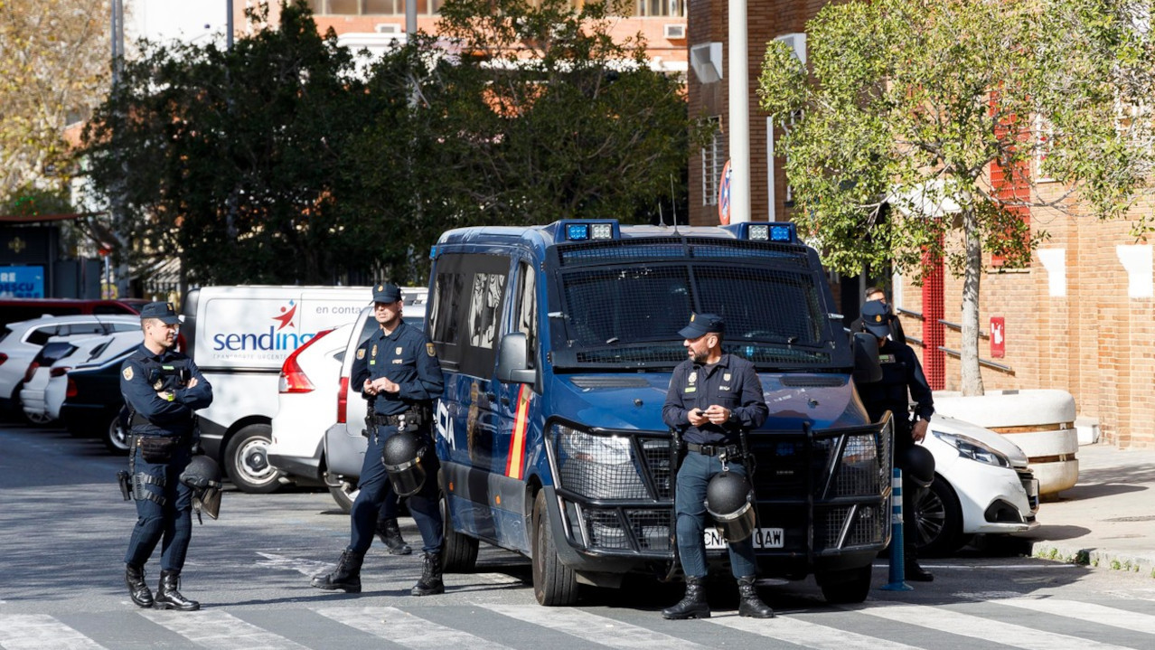 ИМА РАЊЕНИХ Пуцњава у тржном центру у Скопљу-нападач побегао