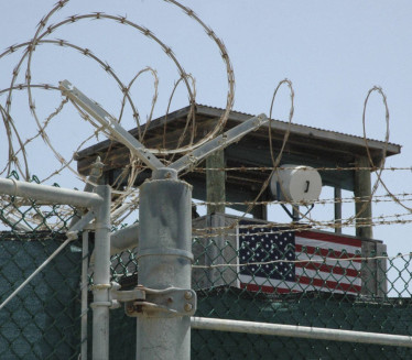 PUŠTEN NAJSTARIJI ROBIJAŠ Napustio Gvantanamo posle 17 god