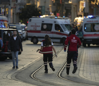 ПРВО САОПШТЕЊЕ О ЕКСПЛОЗИЈИ: Има погинулих у Истанбулу