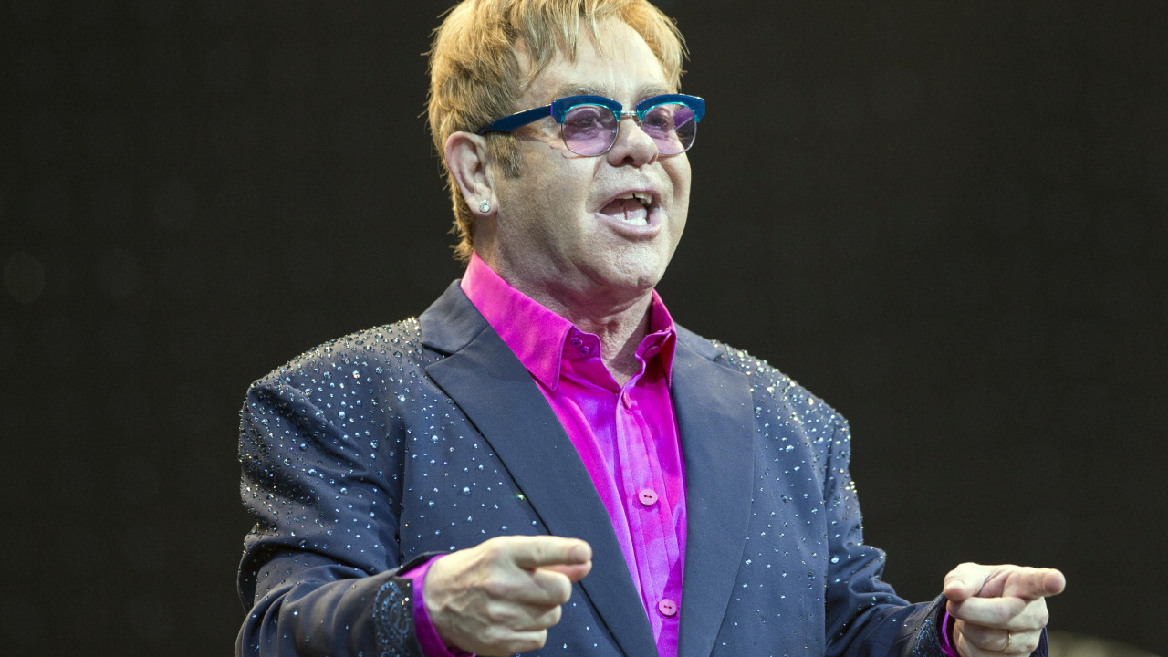 Elton DŽon donirao 125 miliona dolara za izlečenje AIDS-a