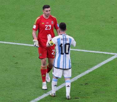 ФИФА ПОКРЕНУЛА ИСТРАГУ Голману Аргентине брутална казна?