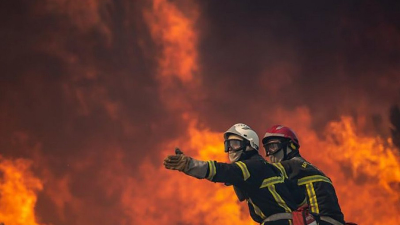 СТРАВИЧНА БУКТИЊА: Пожар у Алексинцу однео један живот