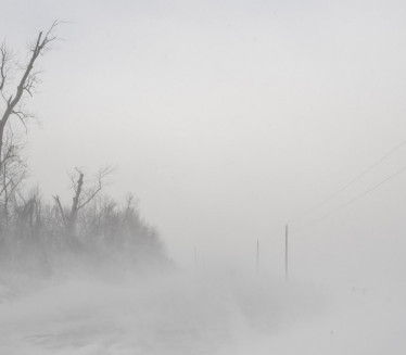 У СИБИРУ РЕКОРДНИ МИНУС: Мраз толико јак да је тешко дисати