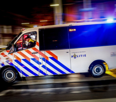 ТАЛАЧКА КРИЗА: Холандска полиција на ногама (ВИДЕО)