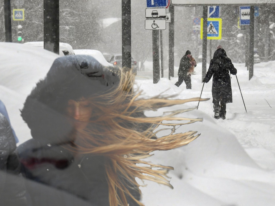 СТИЖЕ ДЕБЕЛИ МИНУС: Србијо, спреми се за ледене дане и ветар