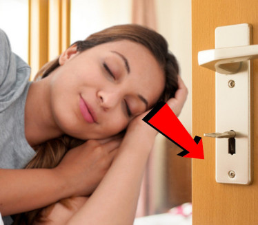 ВЕОМА ЈЕ БИТНО: Спавање са отвореним или затвореним вратима?