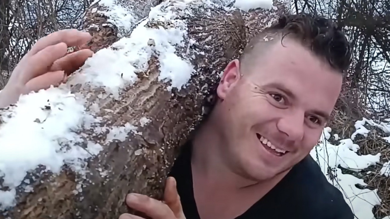 ЈАК КАО БЕТОН: Босански Хулк оборио бика, купа се у снегу