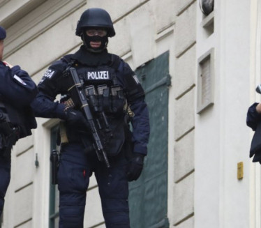 Спречен терористички напад на Параду поноса у Бечу
