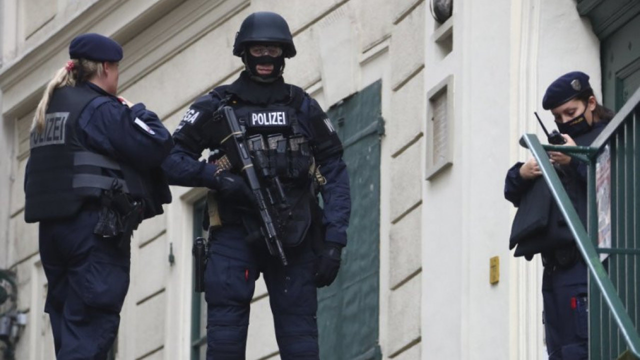 Sprečen teroristički napad na Paradu ponosa u Beču