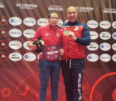 BRAVO: Rvačica Srbije osvojila bronzu na Evropskom prvenstvu