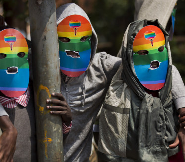УГАНДА ЗАБРАНИЛА ЛГБТ: Доживотни затвор за хомосексуалност