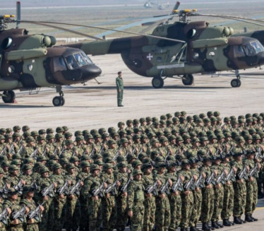 ПРИКАЗ СНАГЕ: Војска Србије данас у Батајници