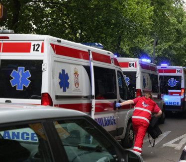 ХАОС У НЕМАЧКОЈ: Више од 25 људи превезено у болницу