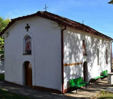 POLOMILA KRST: Oskrnavljena crkva u Preševu