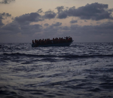 PREKO 80 STRADALO: Strašan brodolom odneo živote migranata