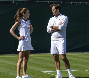 POKAZALA ZAVIDNU FORMU: Princeza odigrala meč sa Federerom
