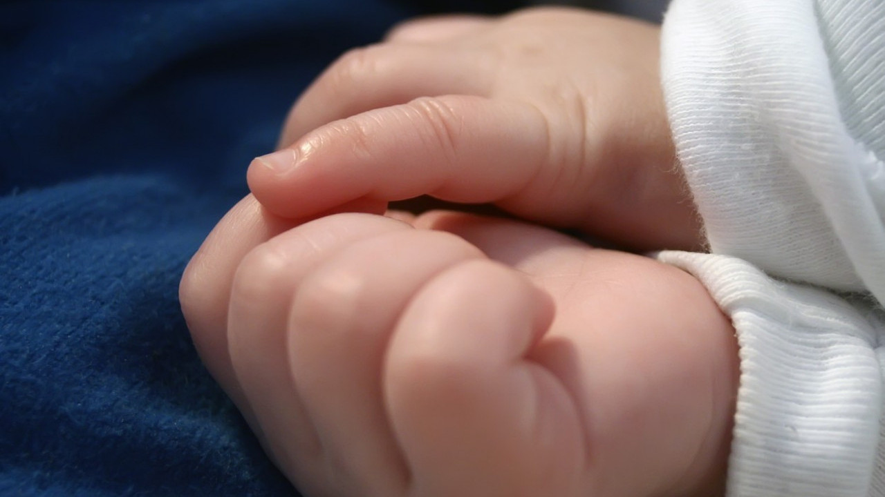 Рођена прва беба из донорске ћелије увезене из Шпаније