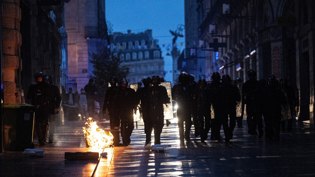 "MI SMO U RATU": Oglasila se francuska policija