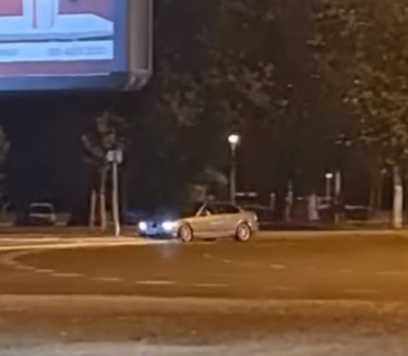 BAHATA VOŽNJA NA KRUŽNOM: Evo gde je završio autom (VIDEO)