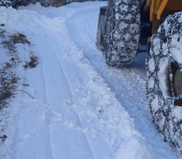 ZABELELA SE HRVATSKA I SLOVENIJA: Pao prvi sneg (FOTO)
