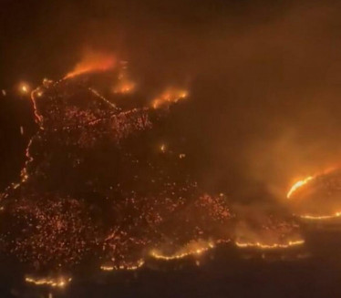 MUDIZ: Šteta od požara na Havajima do šest milijardi