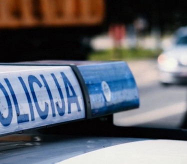 ДРАМА У РИЈЕЦИ: Полицајац запуцао и ранио насилника