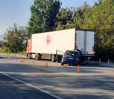 PRVE SLIKE SA MESTA NESREĆE:  Teška saobraćajka u Kruševcu