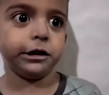 ПОСЛЕ НАПАДА Видео уплашеног палестинског дечака обишао свет