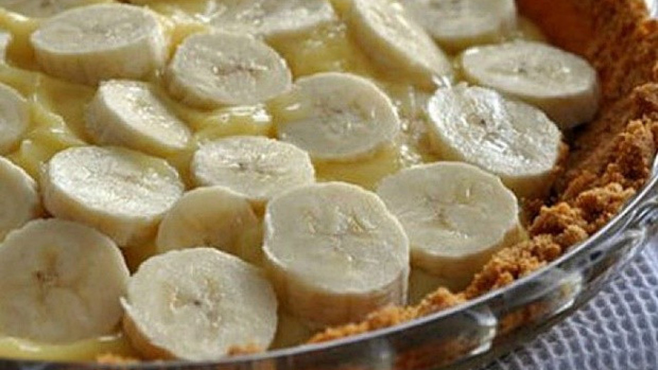 ЗА СВЕГА ПЕТ МИНУТА: Направи банана торту