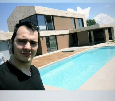 RAJ NA ZEMLJI Balašević pokazao luksuznu vilu od 200 kvadrata