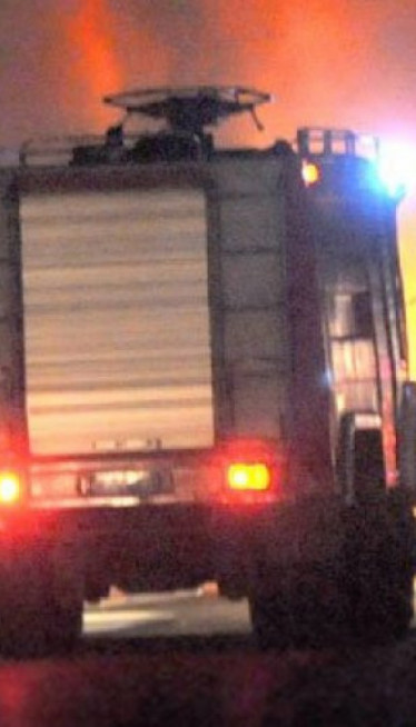 DRAMA U BATAJNICI: Zapalio se voz - plamen u vagonima