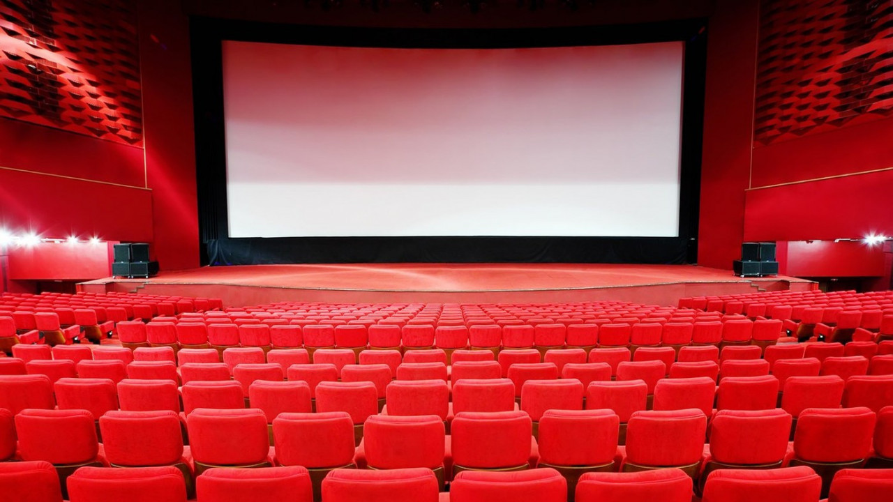 POSTOJI RAZLOG: Zašto su sedišta u bioskopu baš crvene boje