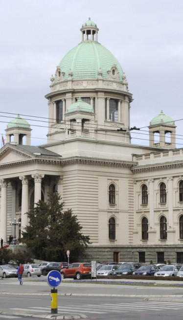НАСТАВАК СЕДНИЦЕ: Скупштина одлучује о Влади Србије