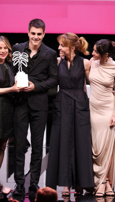 OVO JE NEVEROVATAN USPEH: Glumci proslavili nagradu iz Kana